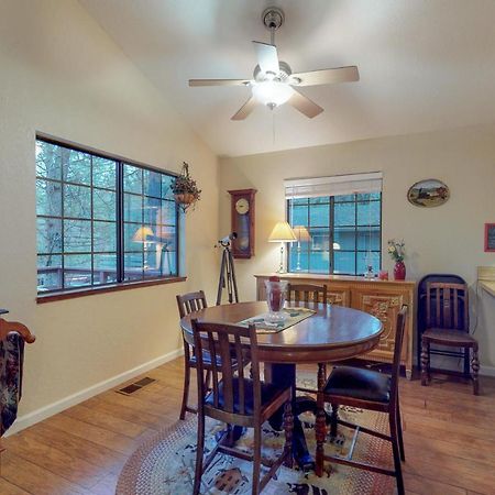 Charm By The Lake Groveland Exterior photo