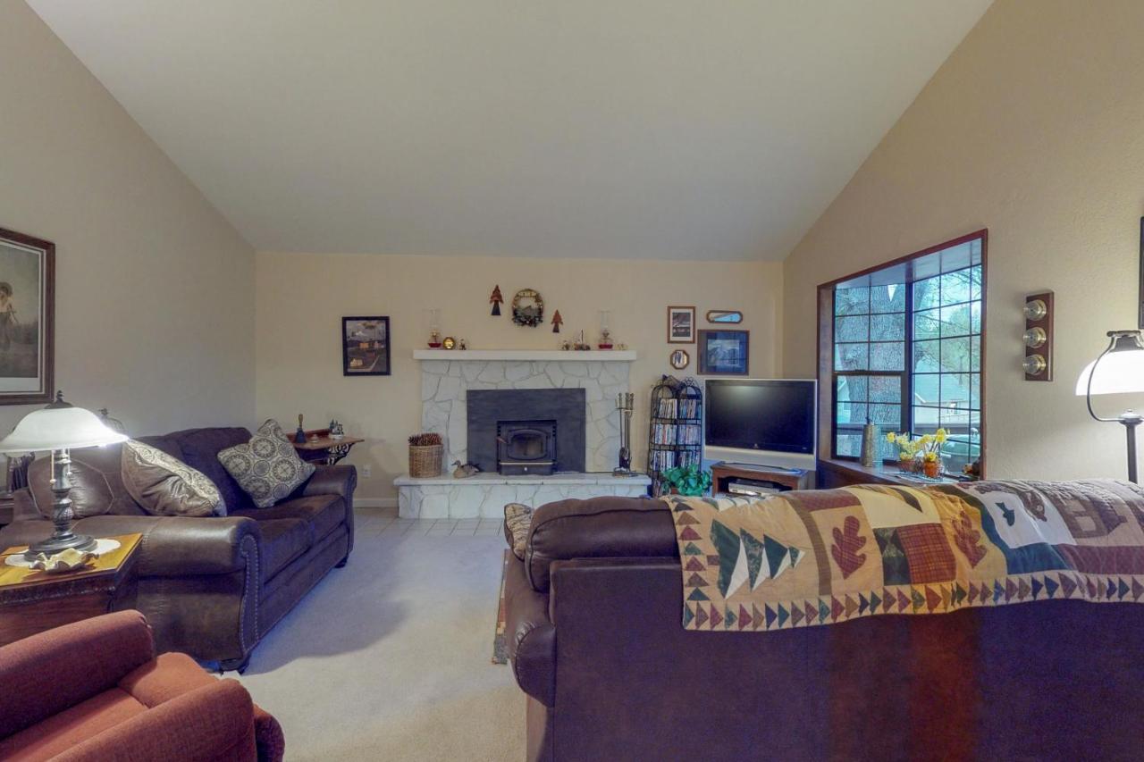 Charm By The Lake Groveland Exterior photo